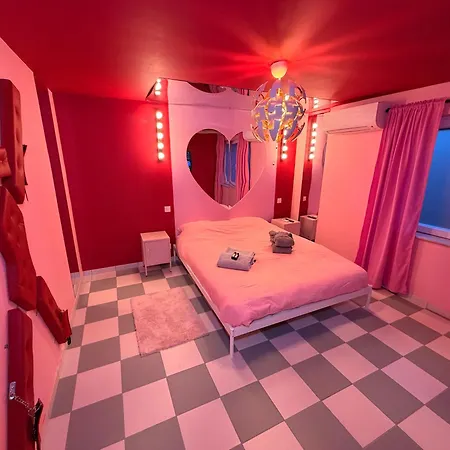 Capsule Balneo Jeu De Couple Mons (Bergen)